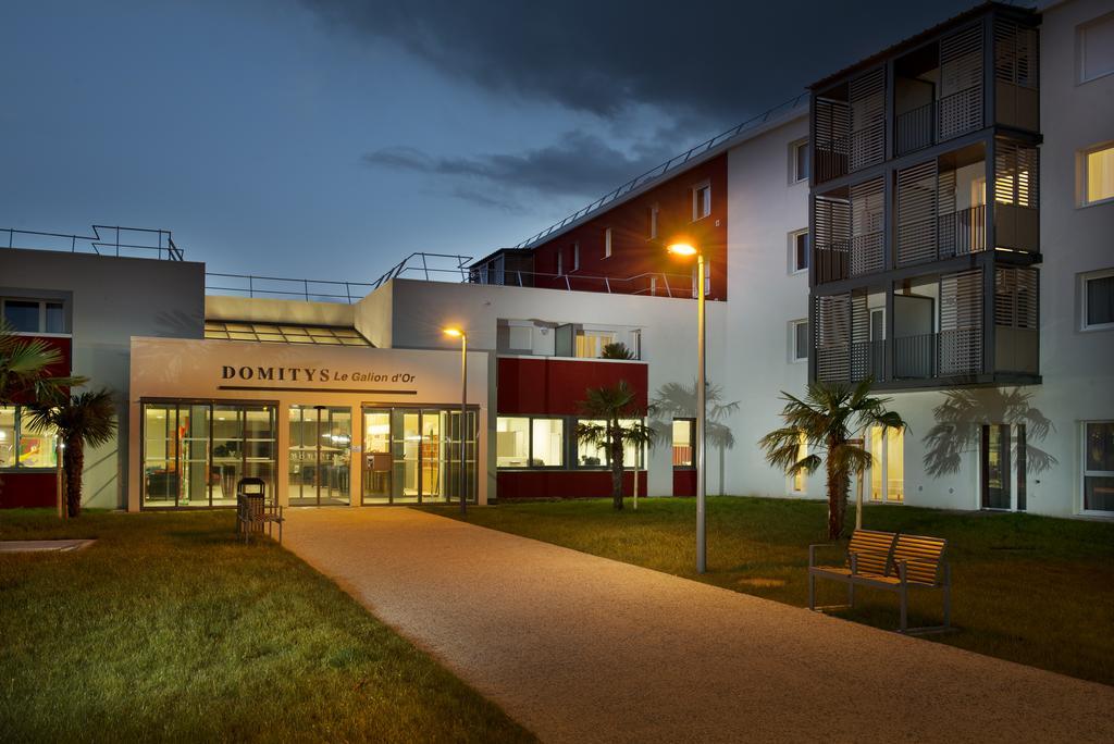 Domitys Le Galion D'Or Aparthotel Royan Exteriör bild